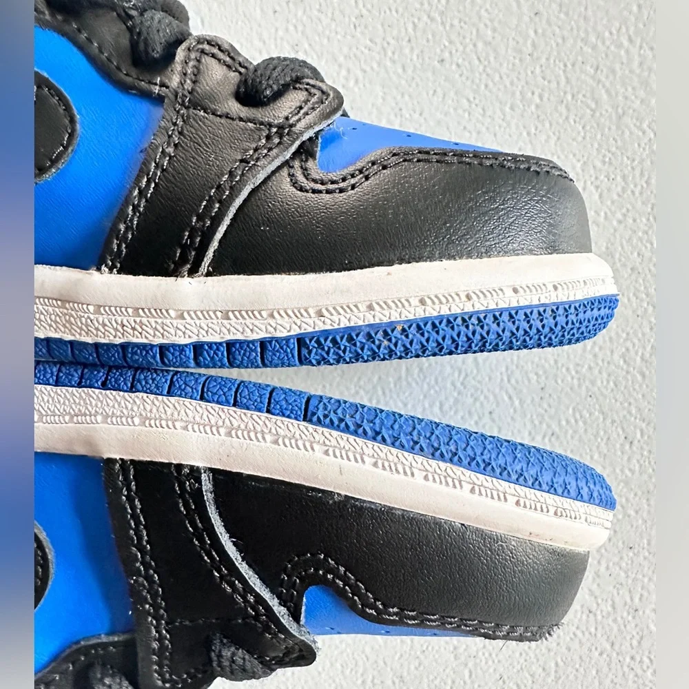 Jordan 1 Mid ‘Royal Blue’ toddler size 7C - Picture 10 of 16
